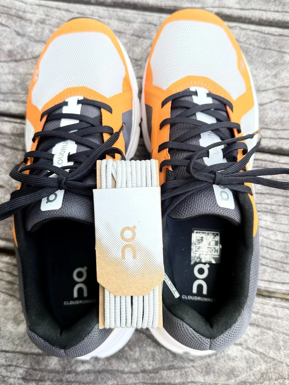 On Cloudrunner Running Shoes Frost Turmeric Men’s 10.5 New Authentic